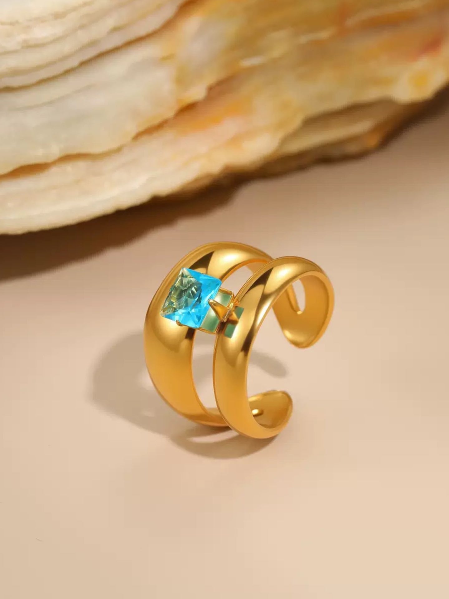 BLUE ZIRCON RING