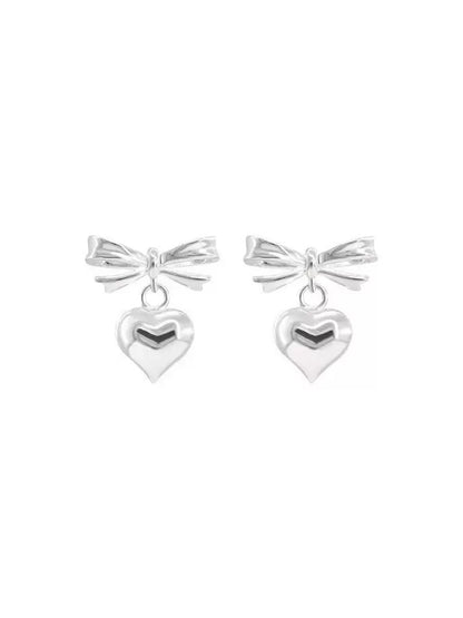 LOVE'S WHISPER KNOT