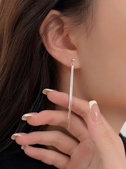 MINIMALIST TASSEL EARRINGS