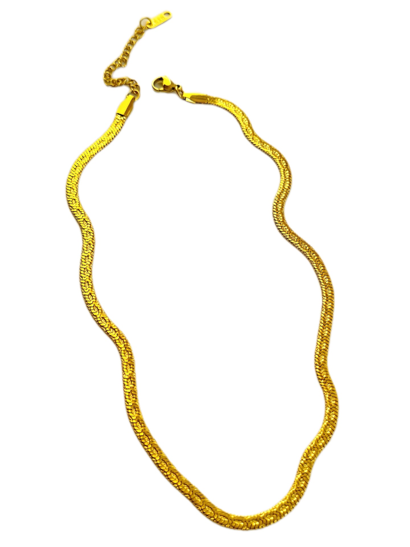 TEXTURED DAGGER PENDANT NECKLACE