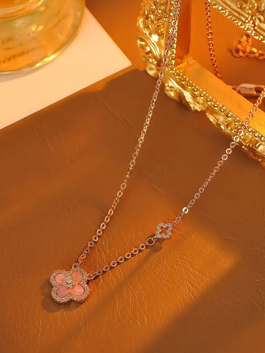 FOUR-LEAF CLOVER NECKLACE