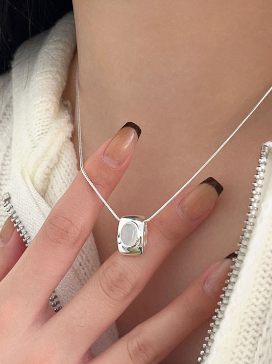 AQUAMARINE NECKLACE