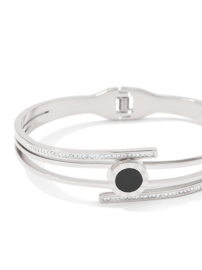 ROMAN NUMERAL BRACELET