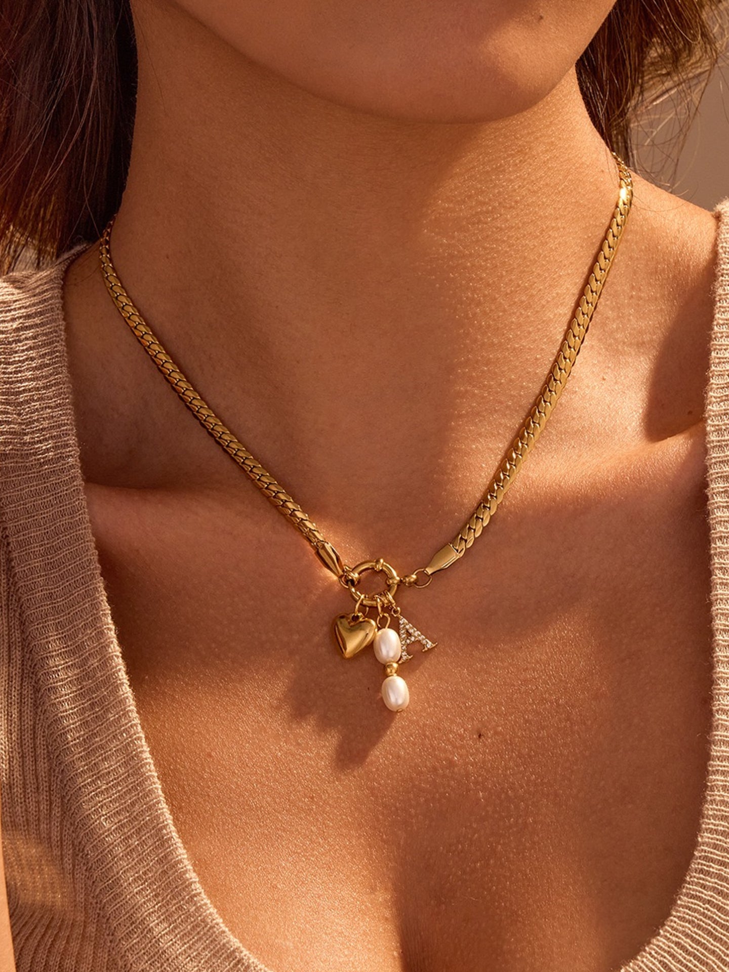GILDED HEAVY LOVE