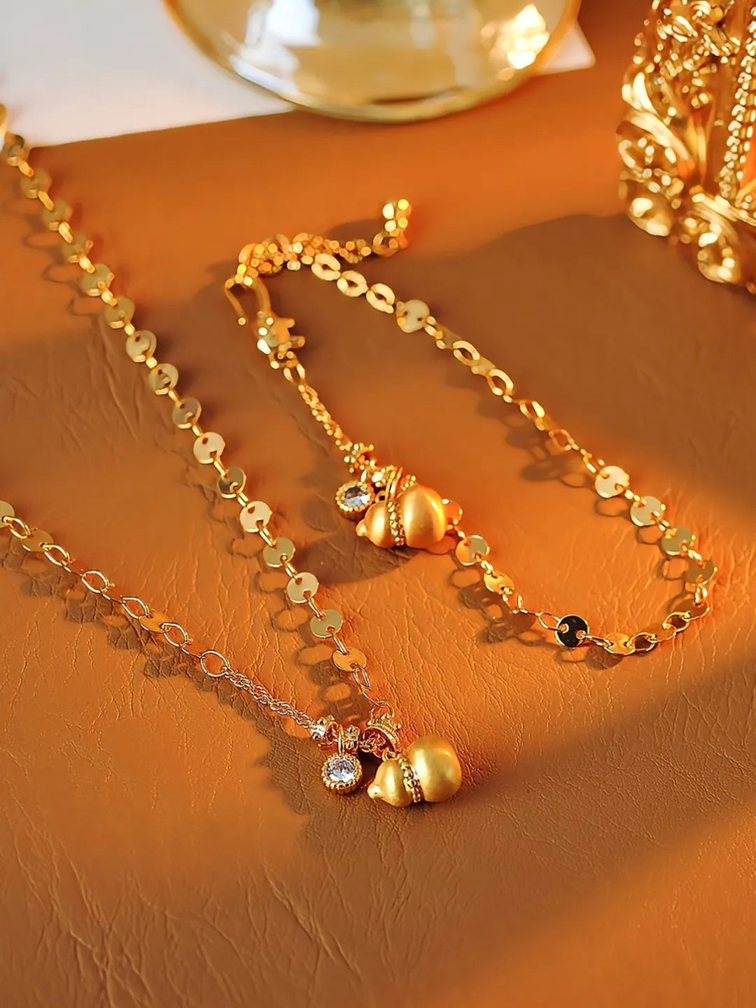 GOLD GOURD BRACELET