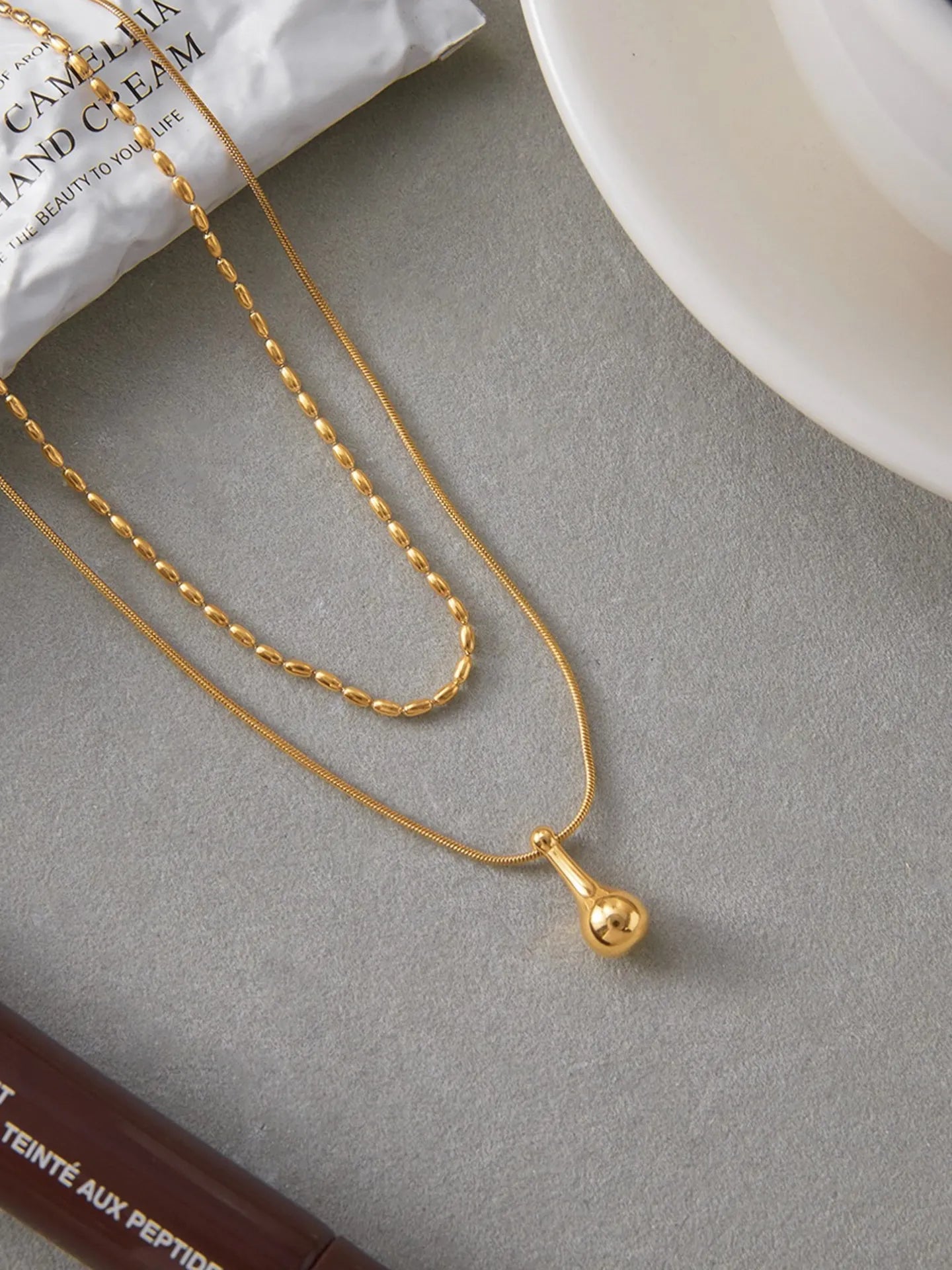 DOUBLE LAYER TEARDROP NECKLACE