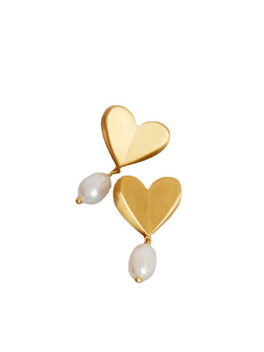 HEART PEARL STUD EARRINGS