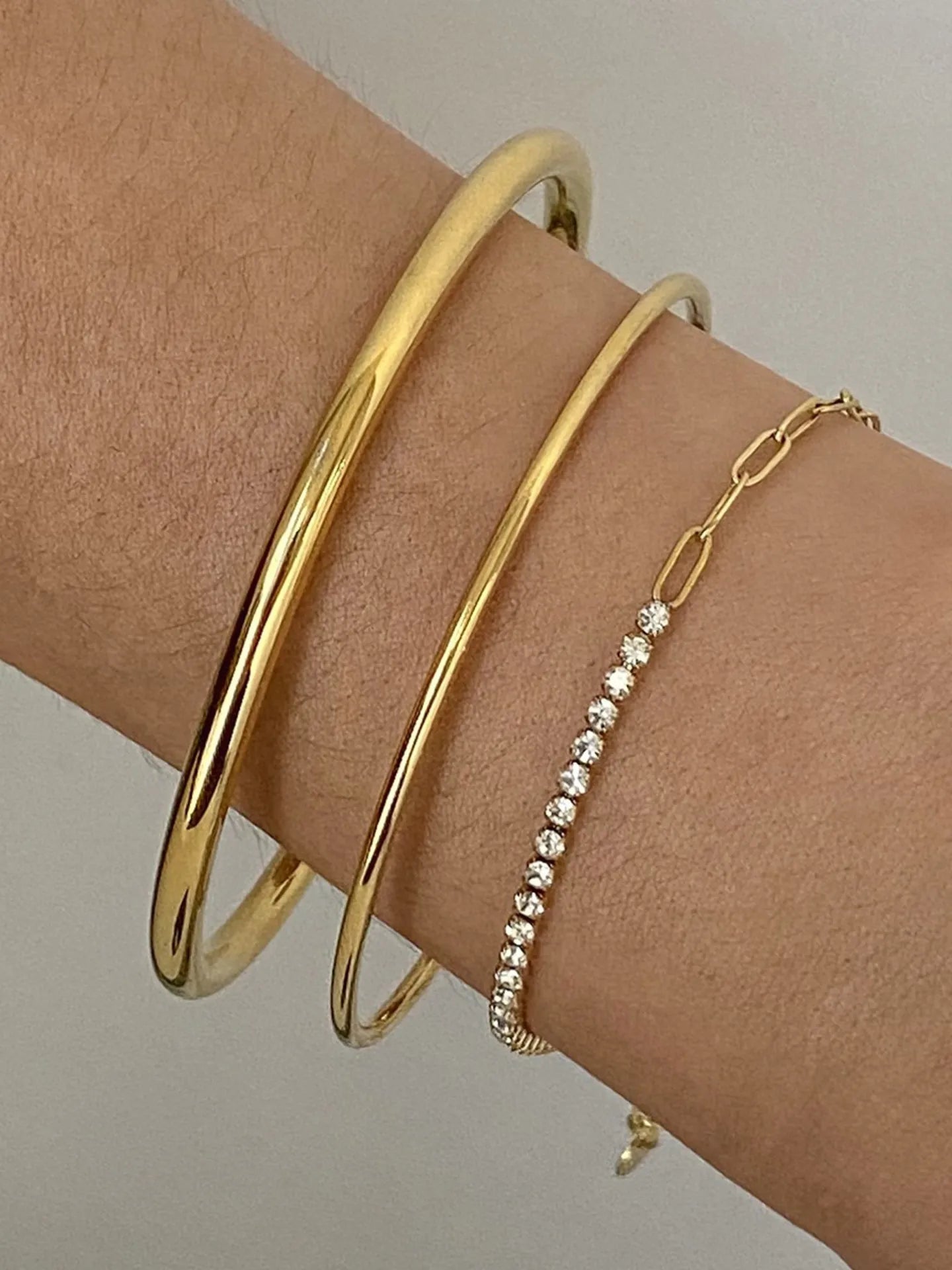 SIMPLE BAND BANGLE