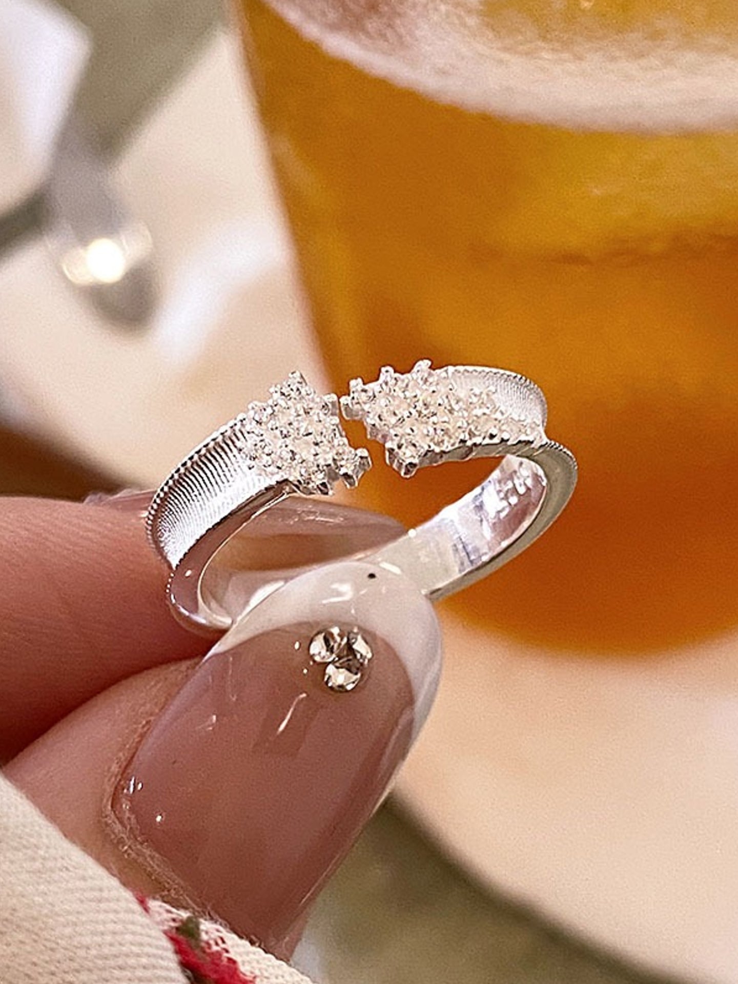 STARRY RING