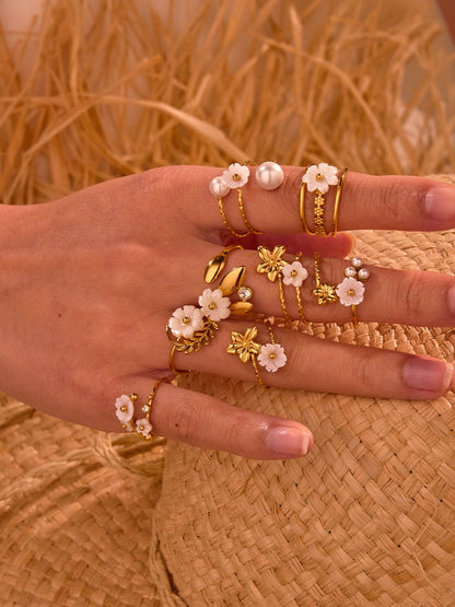 FLORAL RING