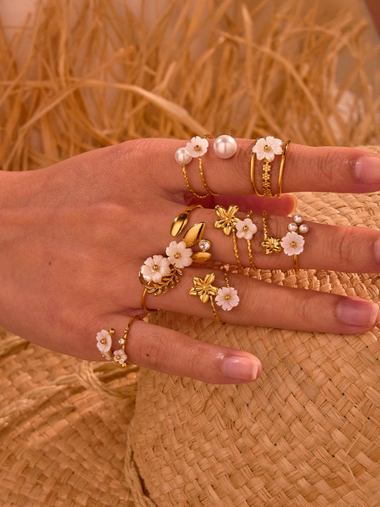 FLORAL RING