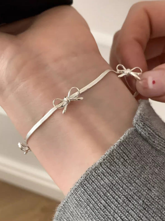 KNIFE BOW BRACELET