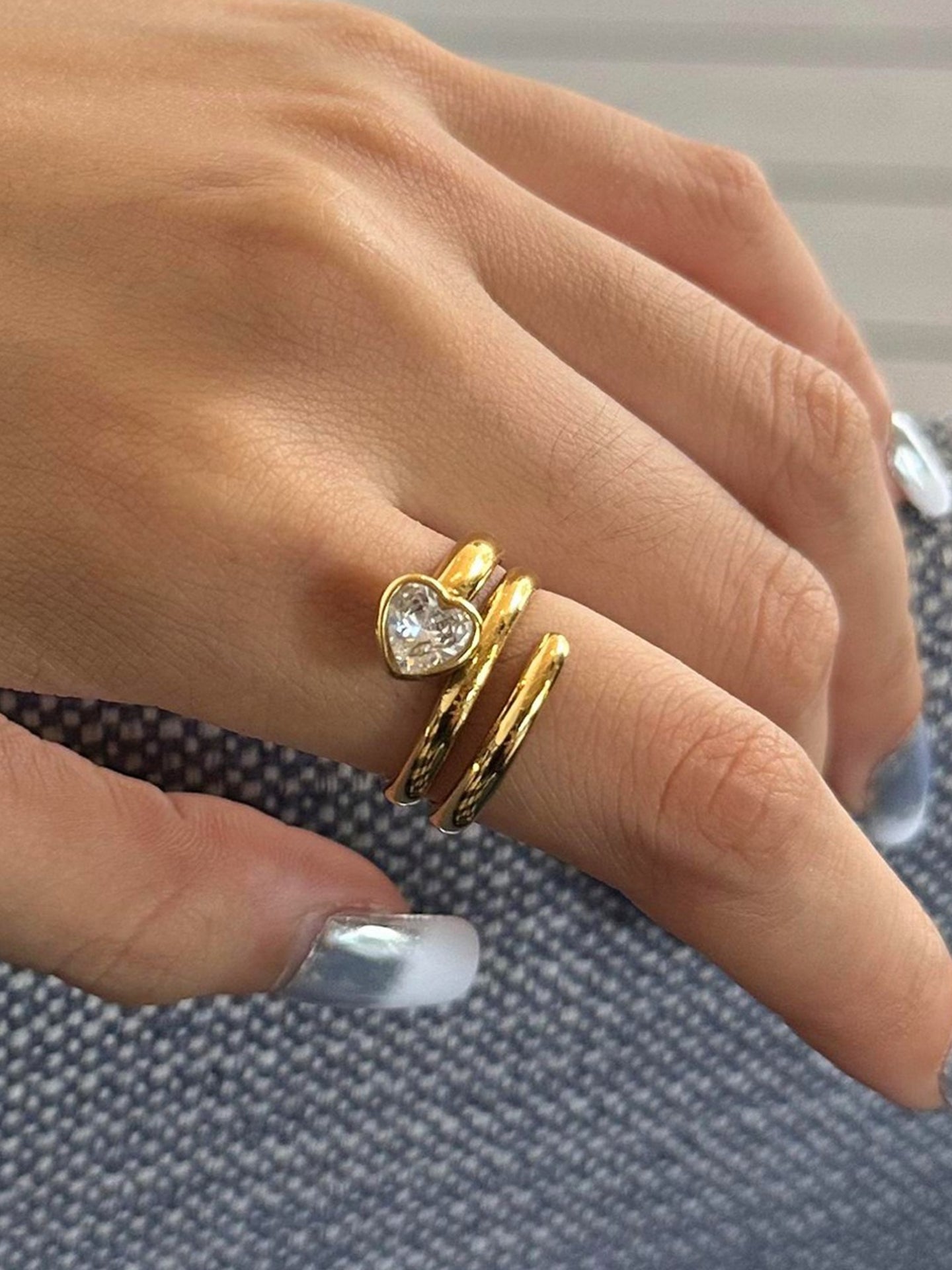 HEART ZIRCON RING