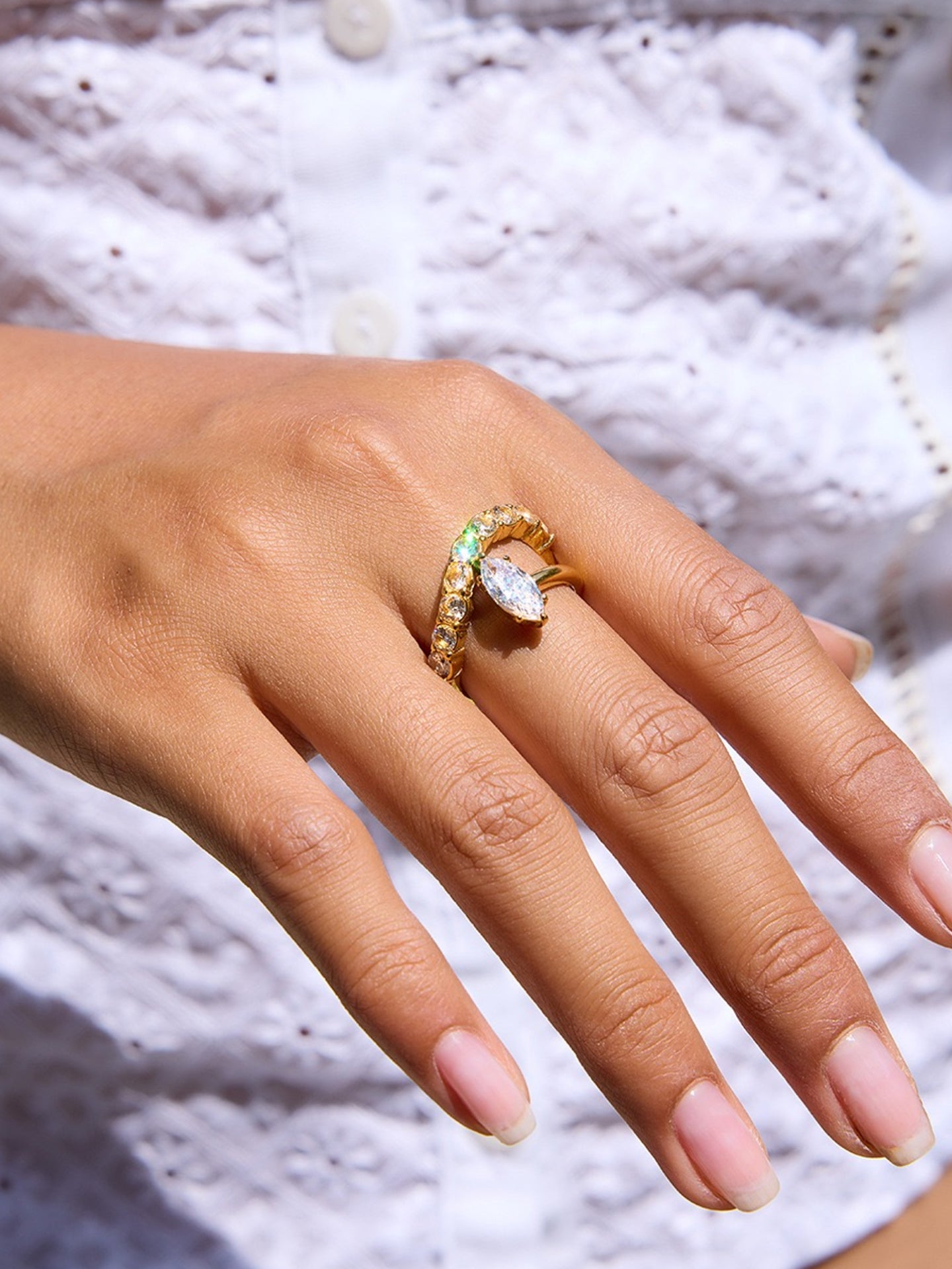 ZIRCON RING