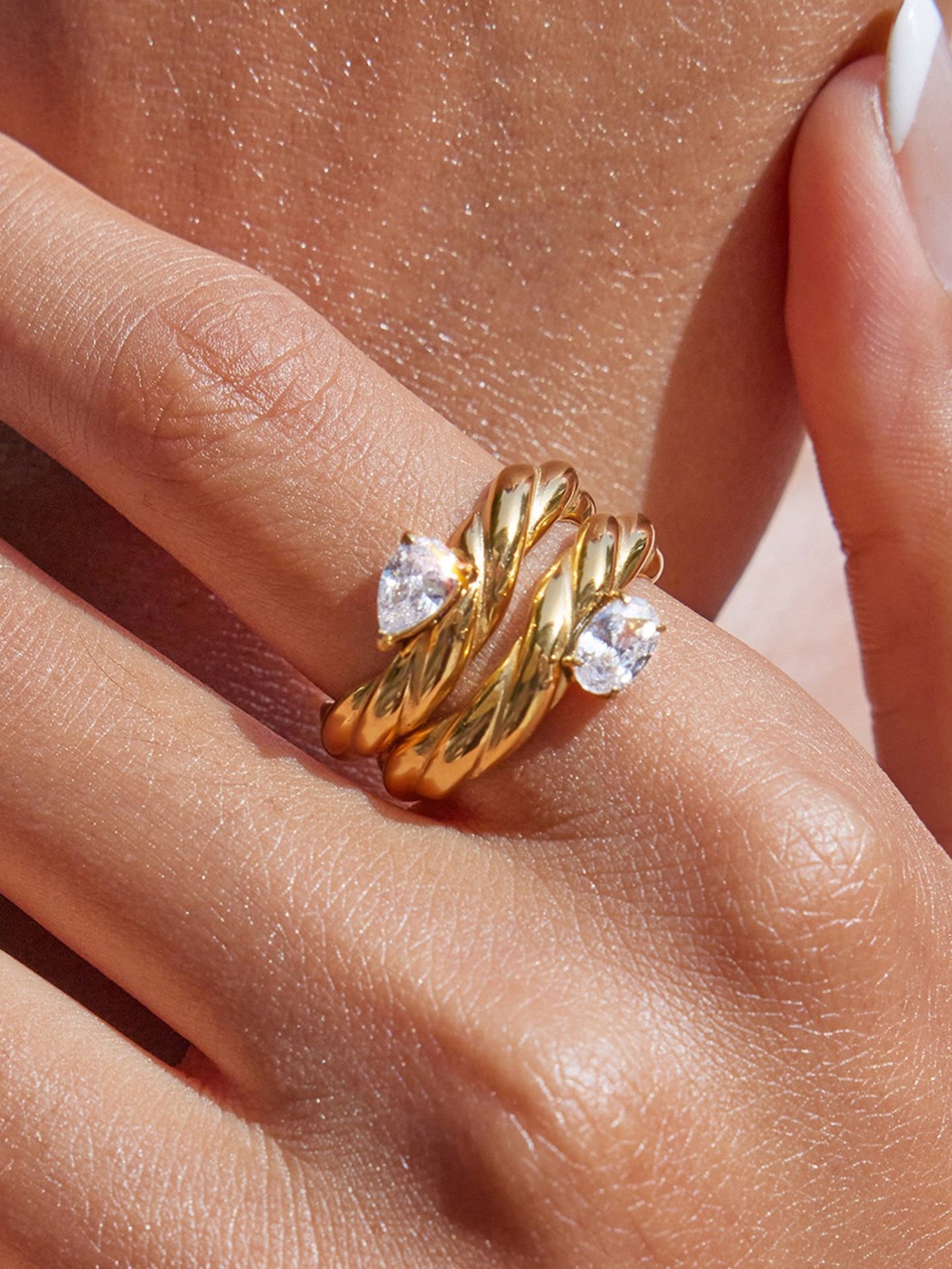 ZIRCON RING SET