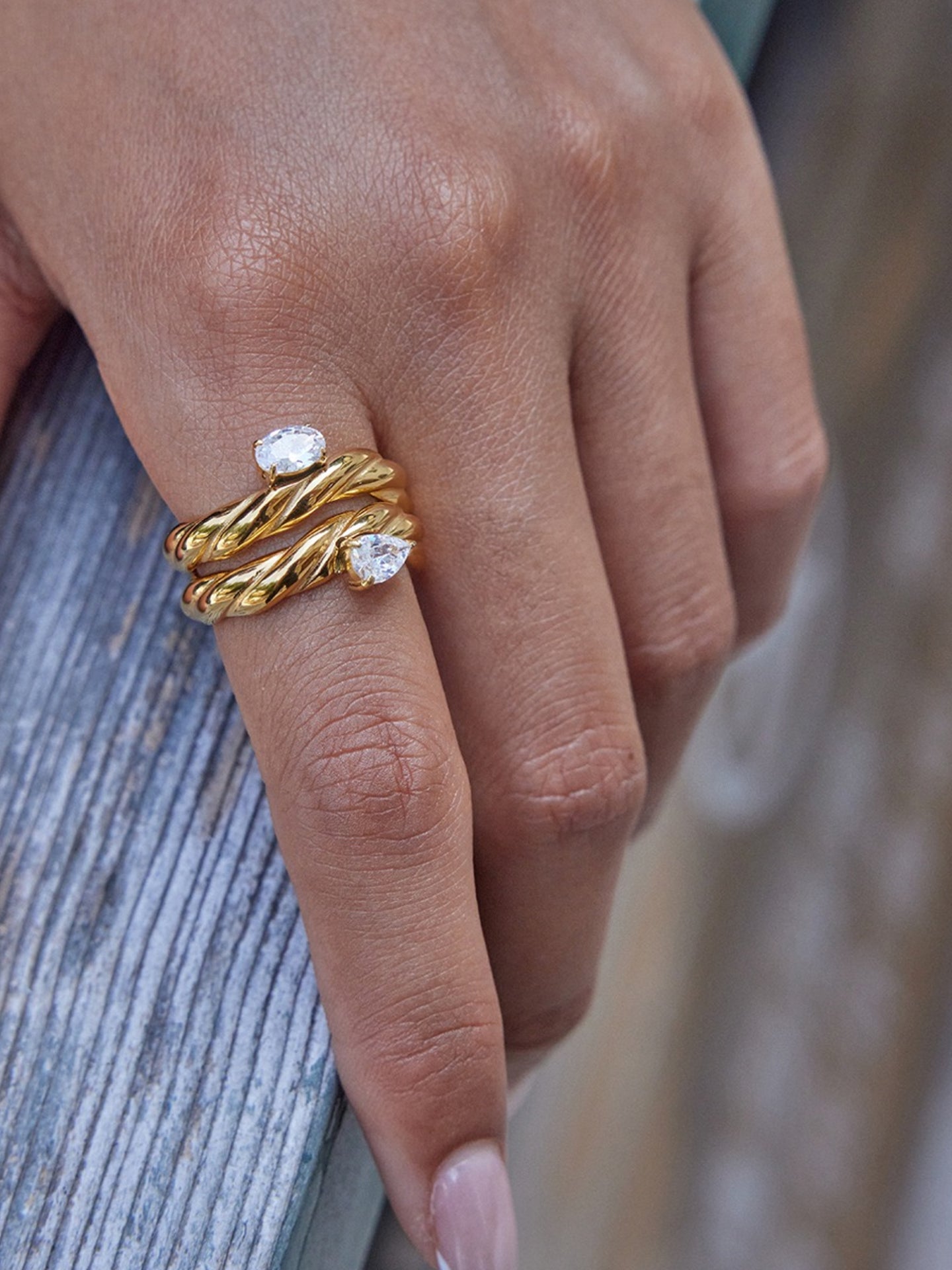 ZIRCON RING SET