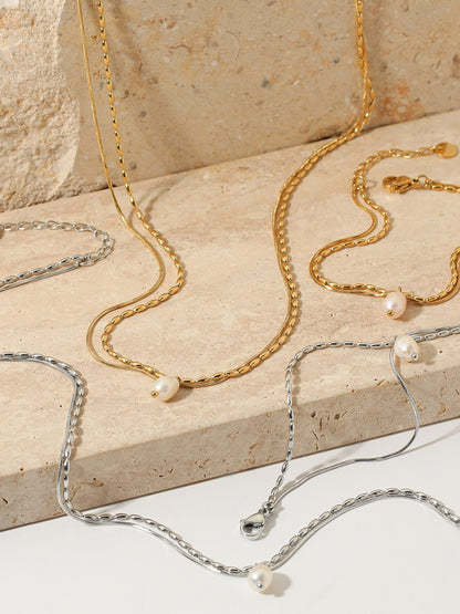FRESHWATER PEARL NECKLACE