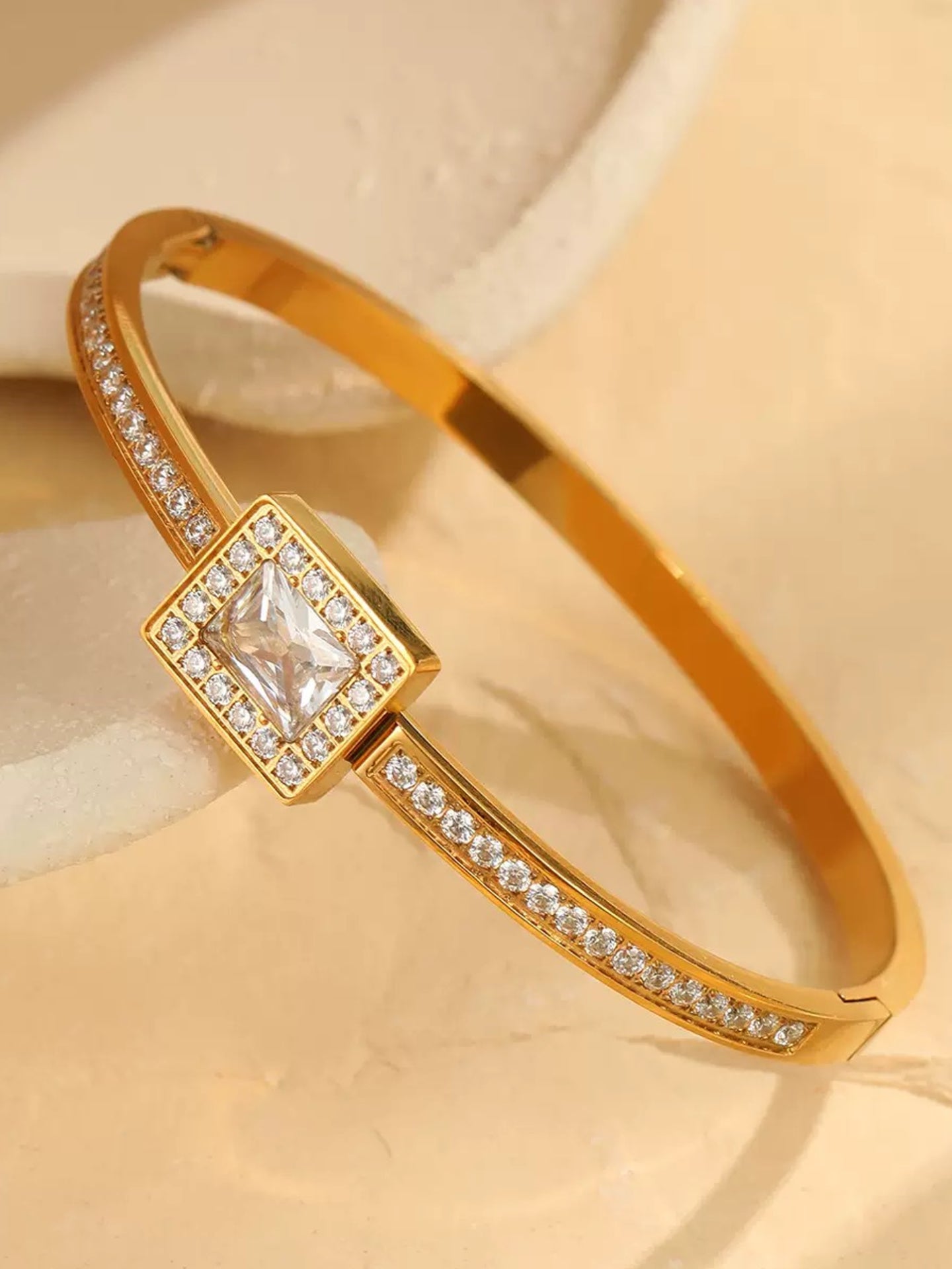 ENSEMBLE DE BRACELETS EN ZIRCON