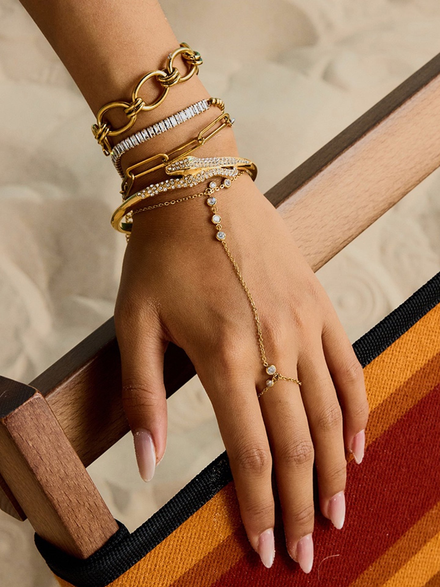 COLOR BLOCK BRACELET