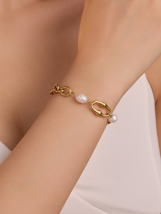 GEOMETRIC SHELL PEARL BRACELET