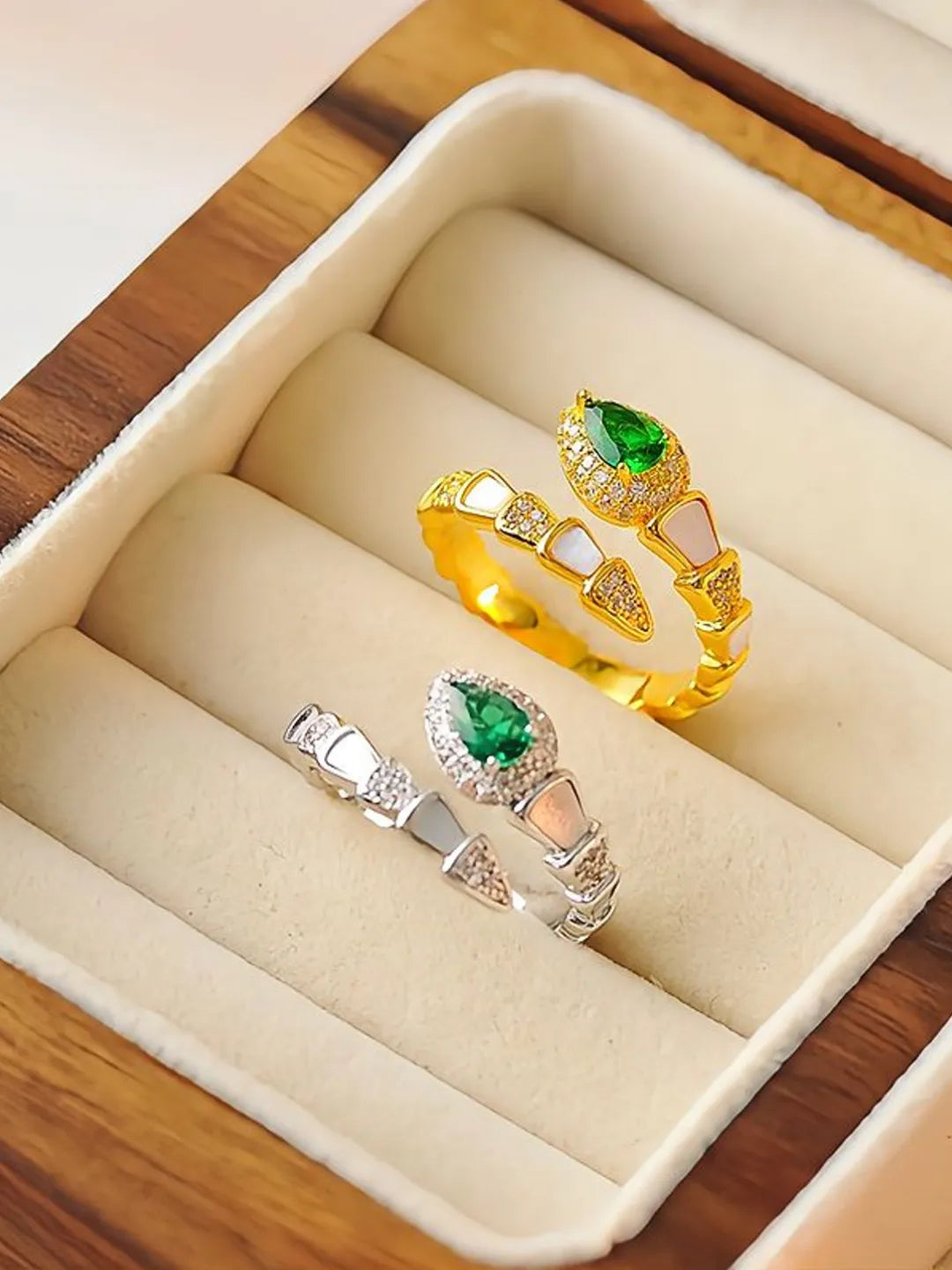 SERPENT RING