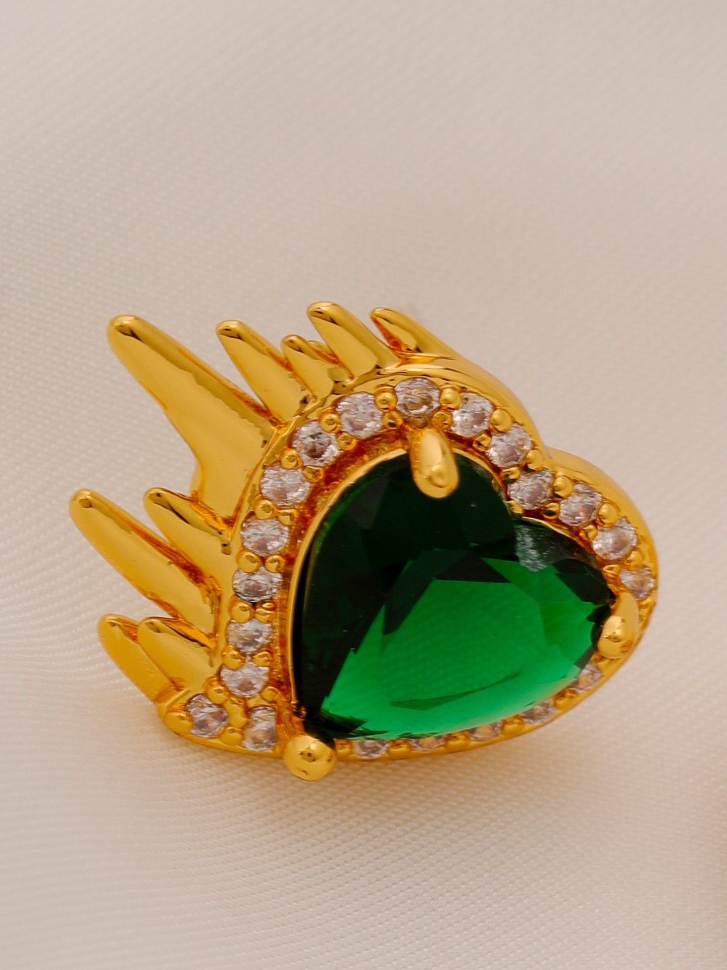 HEART EARRING
