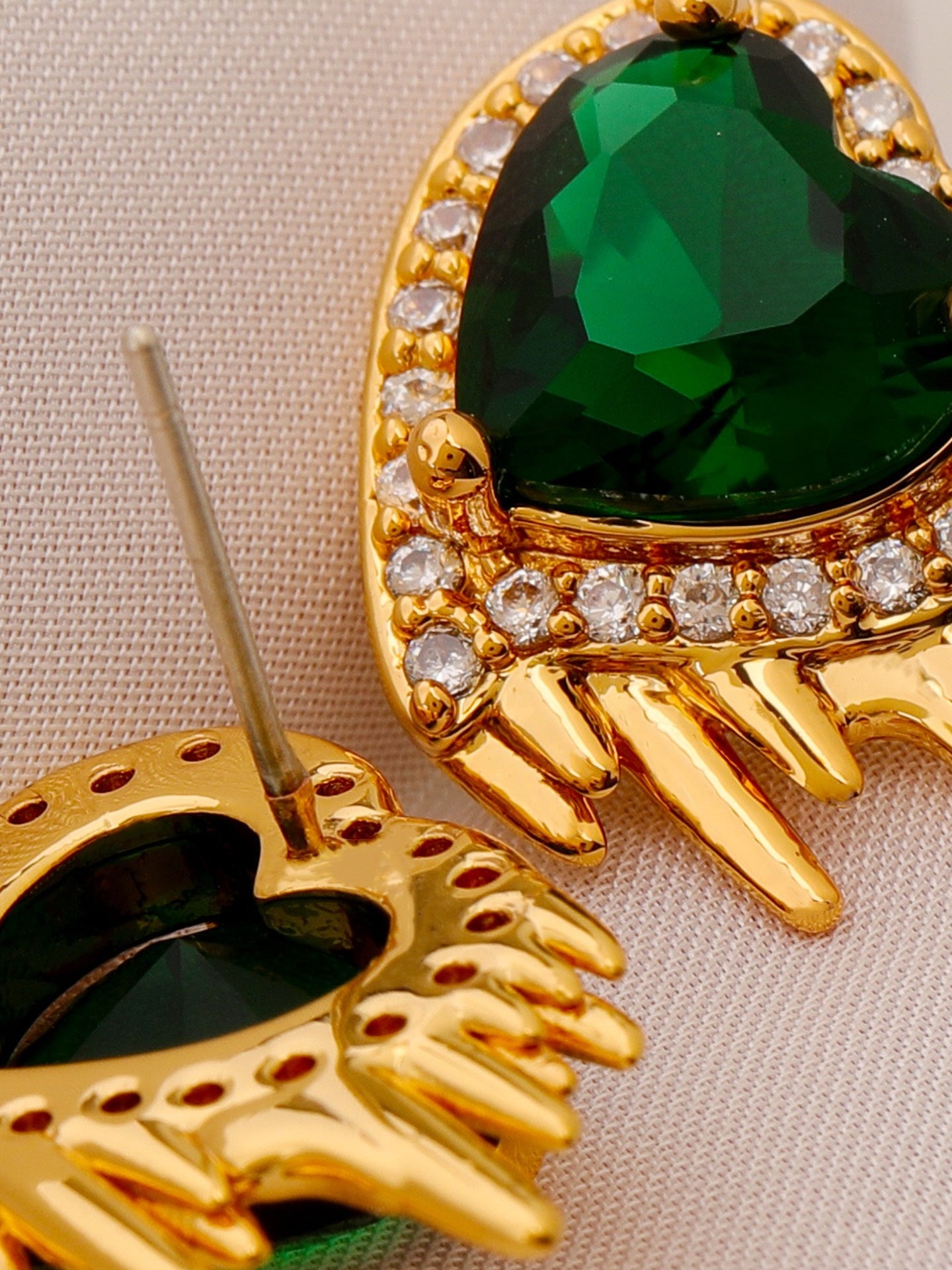 HEART EARRING