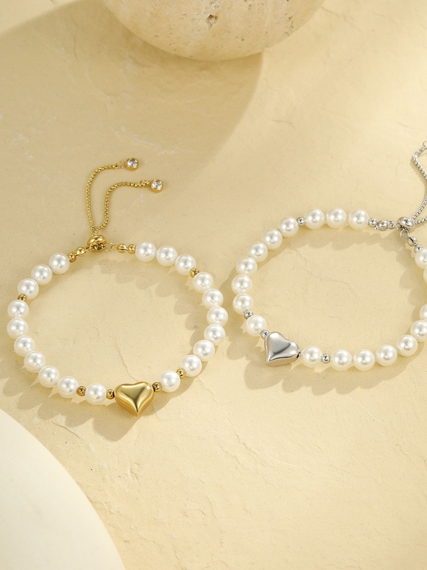 EDGY PEARL BRACELET