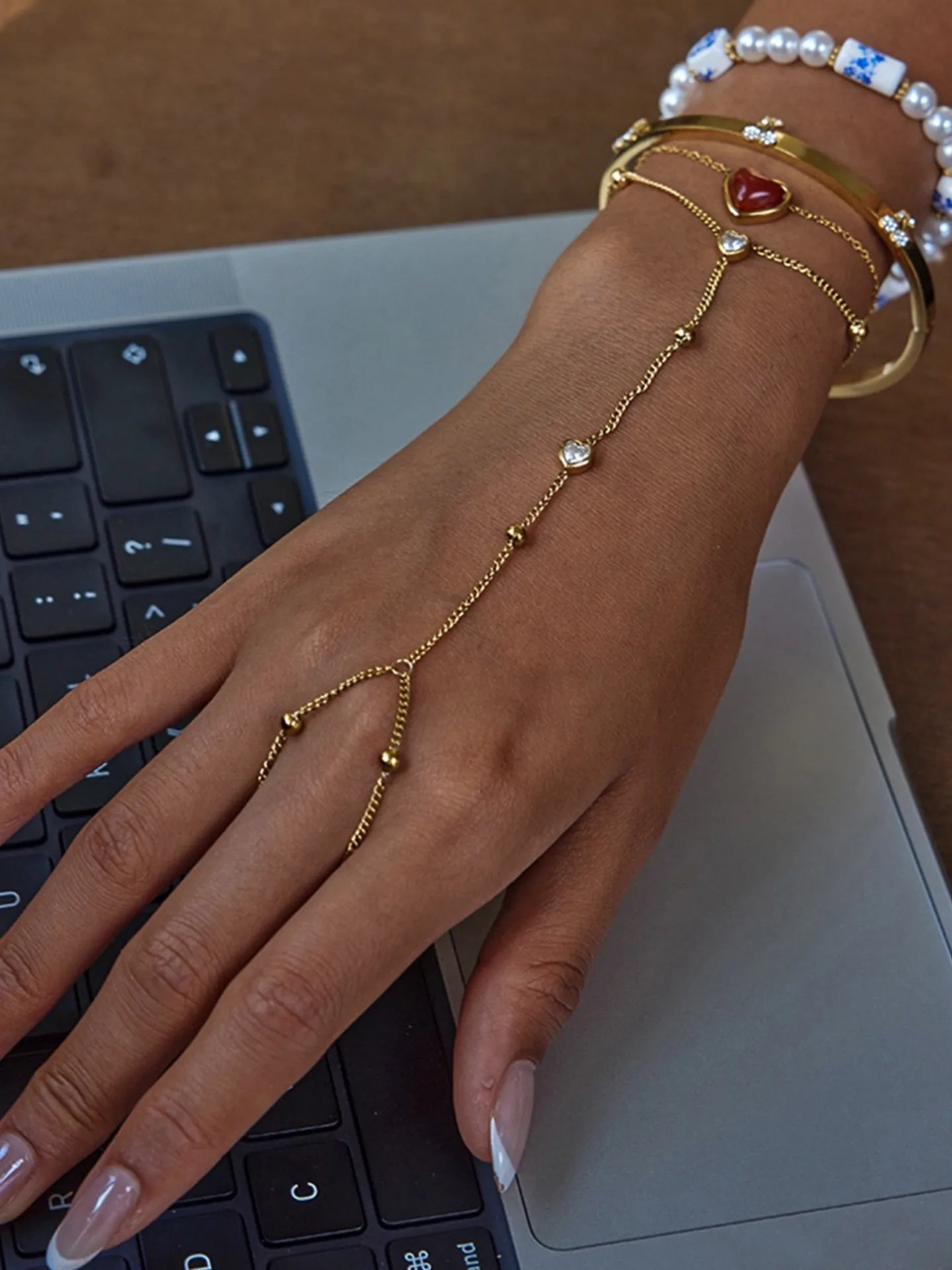 HAND CHAIN BRACELET