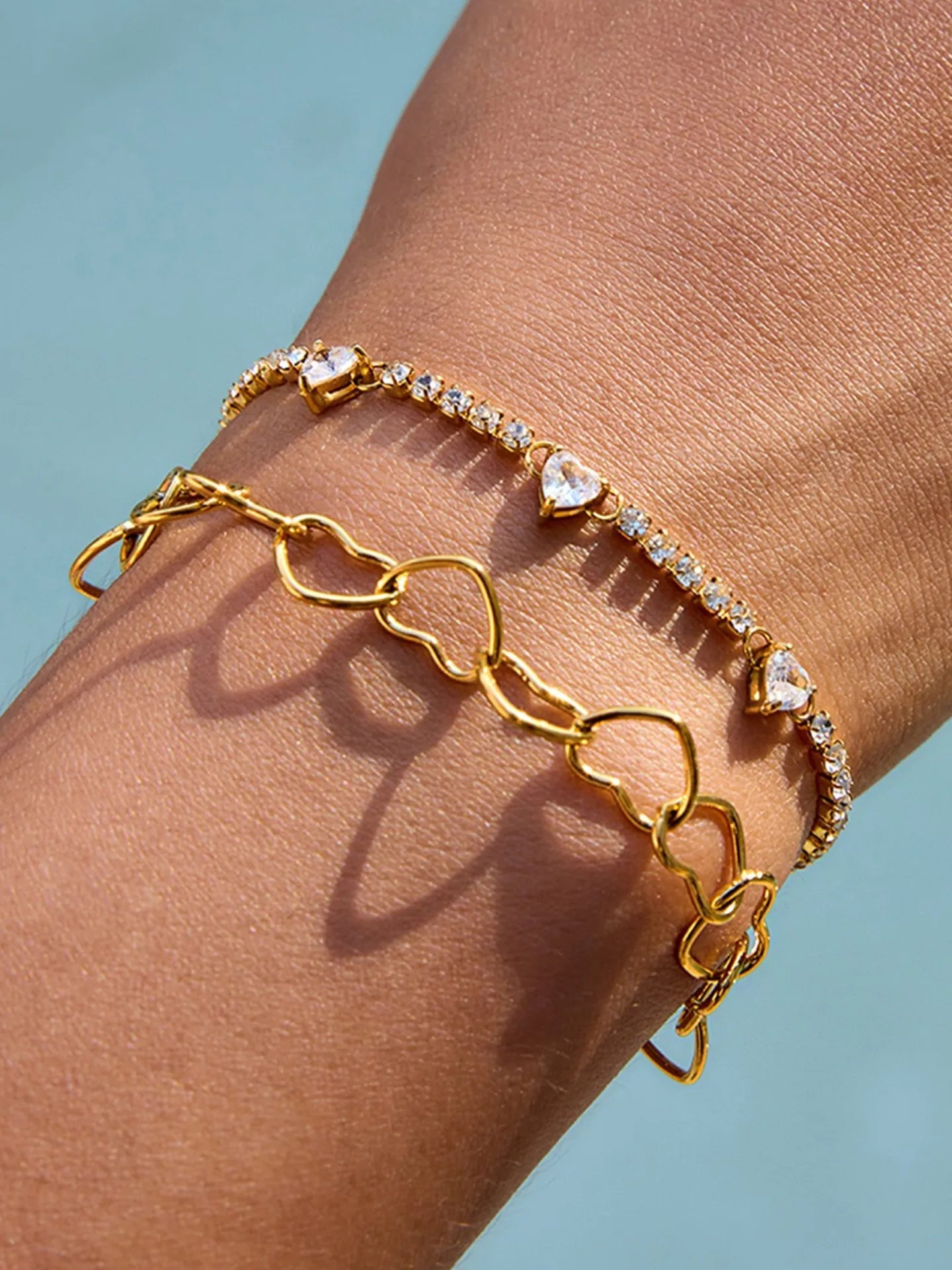 HOLLOW HEART BRACELET