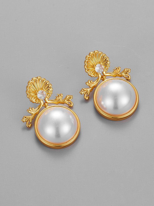 VINTAGE PEARL EARRINGS