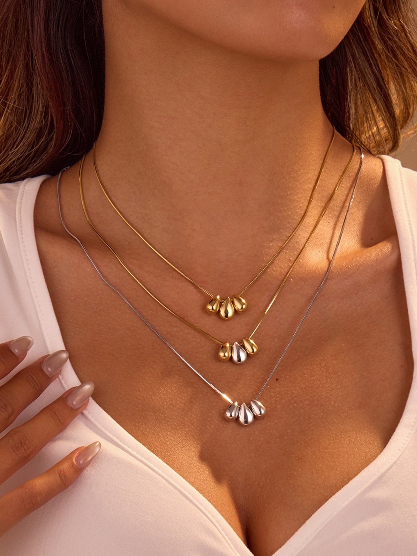 CRYSTAL DROPLET STRAND