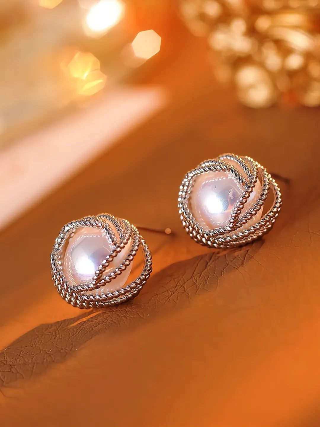 WRAP PEARL EARRINGS
