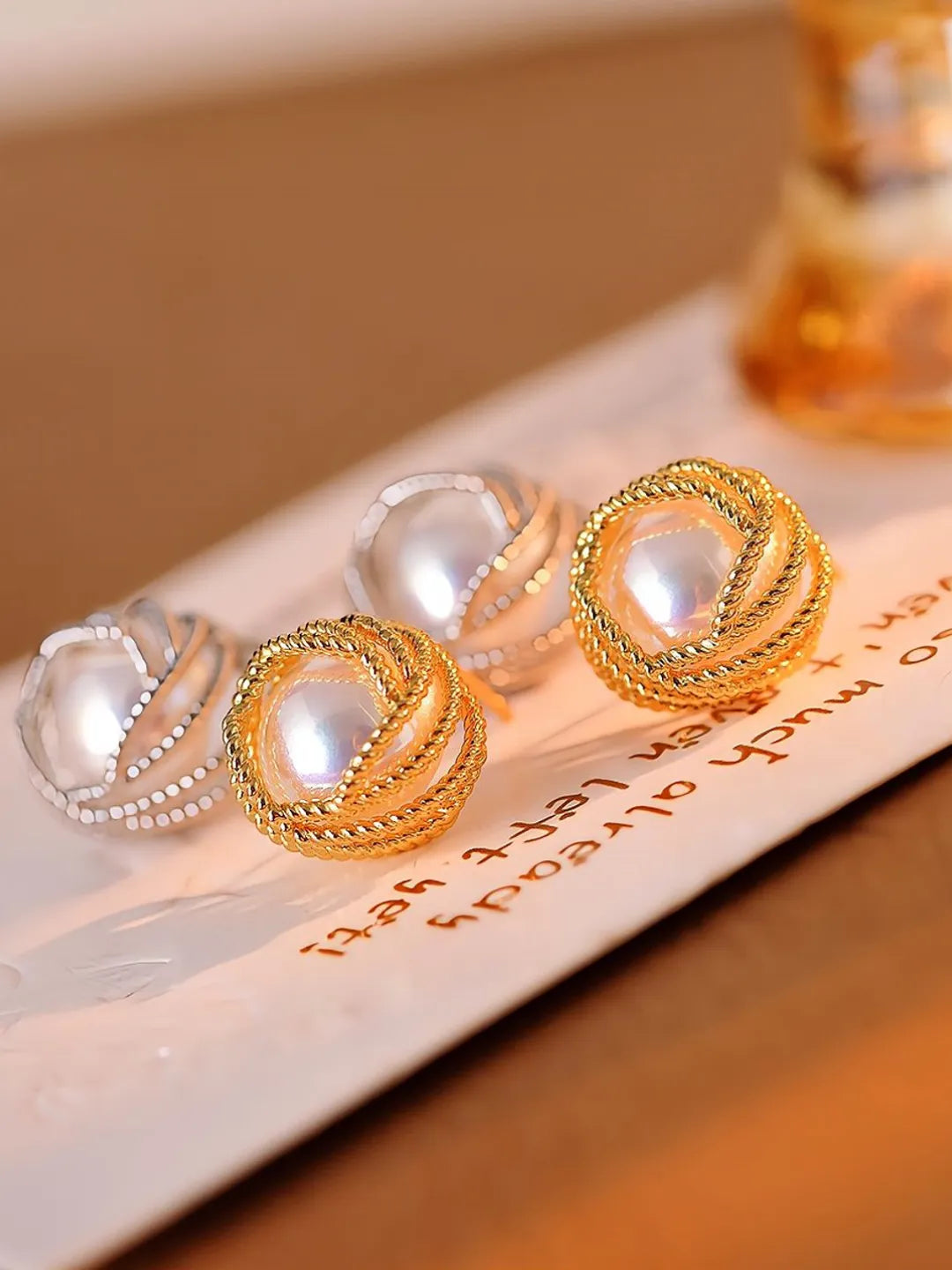 WRAP PEARL EARRINGS