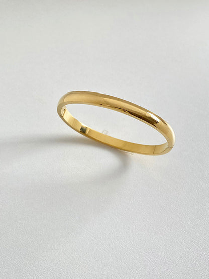 VINTAGE CLASP BRACELET