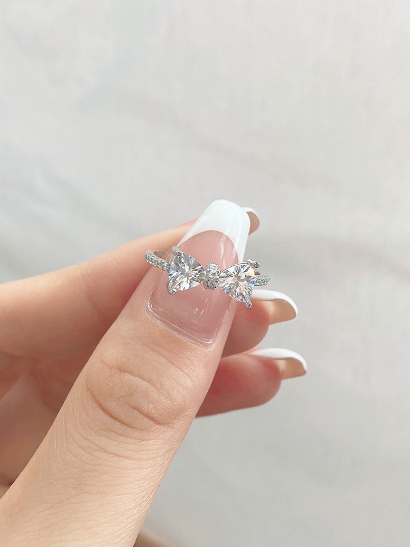CRYSTAL LACE SWEETNESS