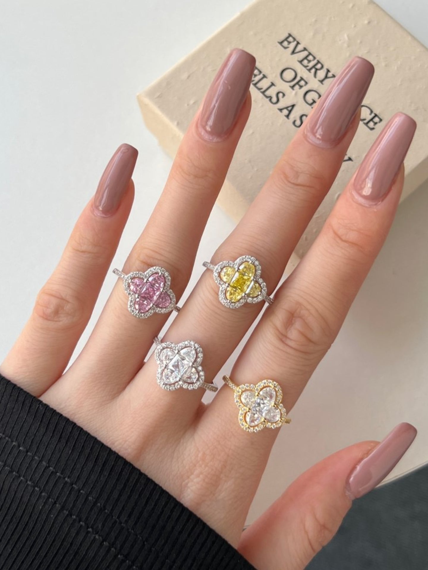 FOUR-LEAF CLOVER RING