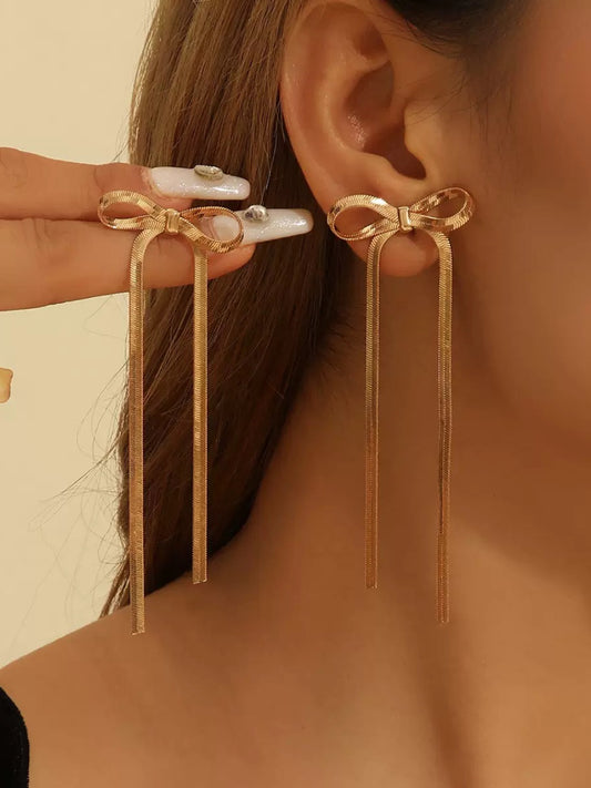 BOW EARRINGS